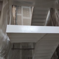 Protección de estructura metálica y portante de escalera